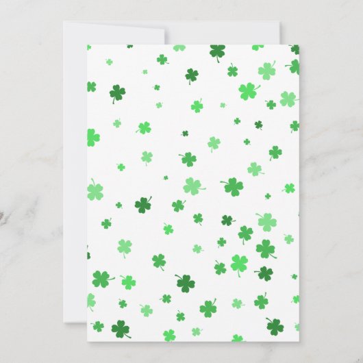 Shamrock onderweg, St Patrick's Day Baby shower Kaart (Achterkant)