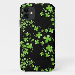 Shamrock-patroon, groen op zwart accessoire iPhone 11 Hoesje
