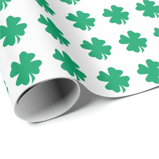 Shamrock Pattern Green White St Patrick's Day 2023 Cadeaupapier (Rol Hoek)