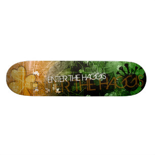 SHAMROCK SKATEBOARD