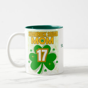 Shamrock Squad Mom - St. Patrick's Day 2025 Tweekleurige Koffiemok
