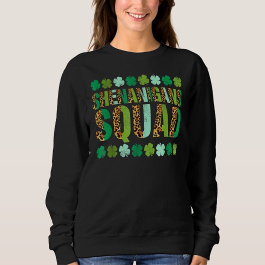 Shamrock St Patricks Day Shenanigans Squad Lucky F Trui (Voorkant)