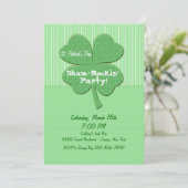 Shamrock Stripes St. Patrick's Day Invitation Kaart (Staand voorkant)