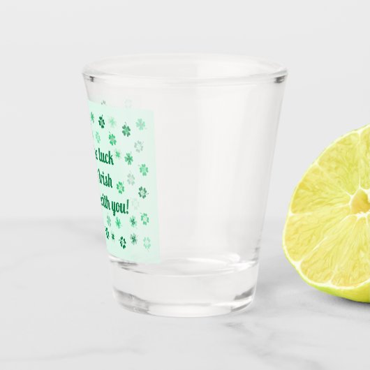 Shamrocks 4-bladige klaveren op lichtgroen shot glas (Rechts)