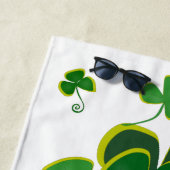 Shamrocks Beach Towel Strandlaken (In situ)