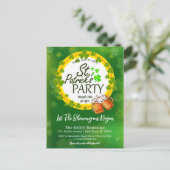 Shamrocks en bier St. Patrick's Day Uitnodiging Briefkaart (Staand voorkant)