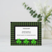 Shamrocks en uw foto op een groen en zwart briefkaart (Staand voorkant)