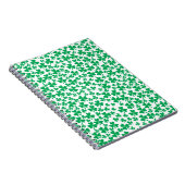 Shamrocks for St Patrick's Day Notitieboek (Rechterzijde)
