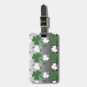 Shamrocks, groen en wit op gegraveerd veld bagagelabel (Voorkant verticaal)