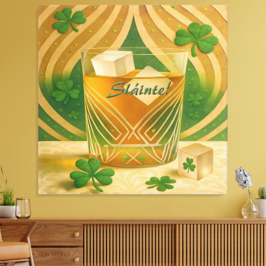 Shamrocks Irish Whiskey Tumbler "Sláinte!" Canvas Afdruk (Insitu (Woonkamer))