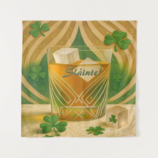 Shamrocks Irish Whiskey Tumbler "Sláinte!" Wandkleed (Voorkant)