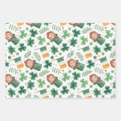 Shamrocks & Leprechauns op Mosterdgeel Inpakpapier Vel (Voorkant)