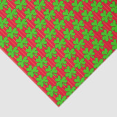 Shamrocks op rode lijnen tissuepapier (Detail)