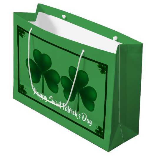 Shamrocks St Patrick's Day LGB Groot Cadeauzakje (Voorkant Gekanteld)