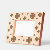 Shamrocks, vier bladklavers gegraveerde lijstjes (Links)