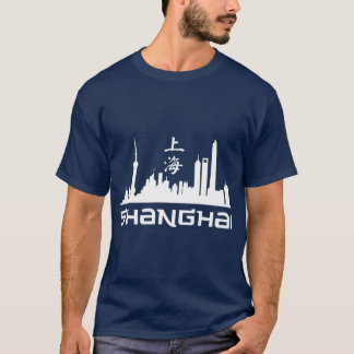 Shanghai China Chinese Writing Skyline Cityscape v T-shirt
