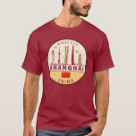 Shanghai China City Skyline Embleem T-shirt<br><div class="desc">Shanghai minimalistisch,  kleurrijk kunstontwerp met monumenten en bezienswaardigheden van de stad in China.</div>