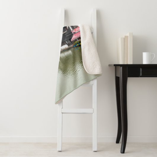 Shanghai, China, Mar 30, 2017, Wooden histc bui Sherpa Deken (In situ)