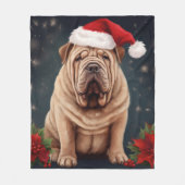 Shar Pei-hond in de sneeuw met Kerstmis Fleece Deken (Voorkant)
