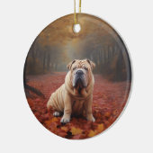 Shar Pei in herfstbladeren Herfst Inspire Keramisch Ornament (Links)