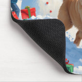 Shar Pei loopt in de sneeuw met kerst Pet Muismat (Hoek)