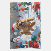 Shar Pei loopt in de sneeuw met kerstmuts Theedoek (Verticaal)