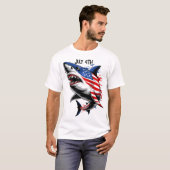 Shark American Flag op 4 juli T-shirt (Voorkant volledig)