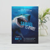 Shark Attack | Meerdaagse uitnodigingsboeien Kaart (Staand voorkant)