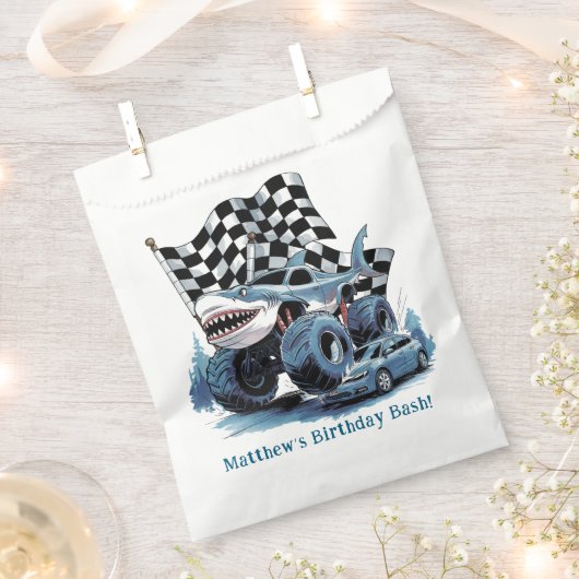 Shark Attack Monster Truck Verjaardag Bash Bedankzakje (Geknipt)