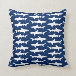 Shark Attack School of Sharks in Blue Ocean Kussen