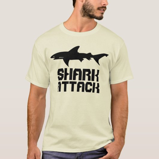 SHARK Attack! Tekening van de tekst voor haaien e T-shirt (Voorkant)