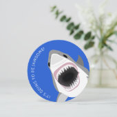 Shark Attack: Verjaardagsfeest op het strand of bo Kaart (Staand voorkant)