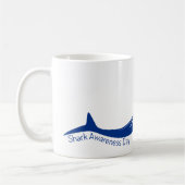 Shark Awareness Day T-shirt Koffiemok (Links)
