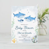 Shark baby shower-uitnodiging met twee moeders kaart (Staand voorkant)