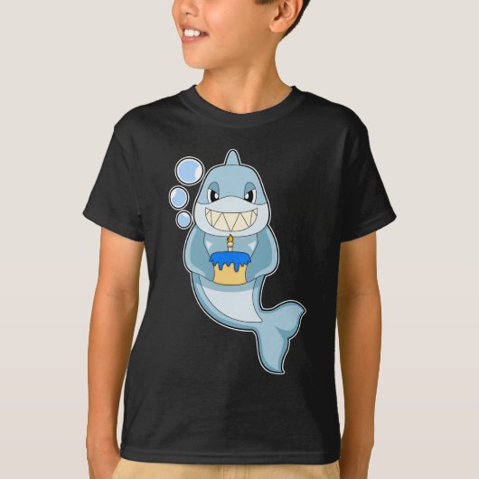 Shark Birthday Candle Cake T-shirt (Voorkant)