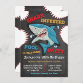Shark Birthday Swimming Pool Party Invitations Kaart (Voorkant / Achterkant)