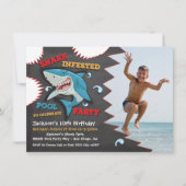 Shark Birthday Swimming Pool Party Invitations Kaart (Voorkant)