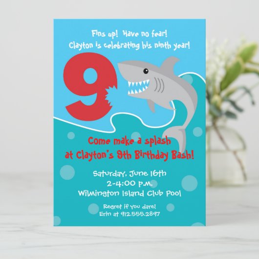Shark Bite Invite - 9e verjaardag Kaart (Staand voorkant)