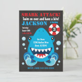 Shark Bite Pool Party verjaardagsuitnodiging Kaart (Staand voorkant)