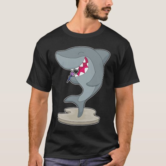 Shark Darts T-shirt (Voorkant)