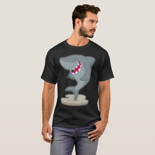 Shark Darts T-shirt (Voorkant volledig)