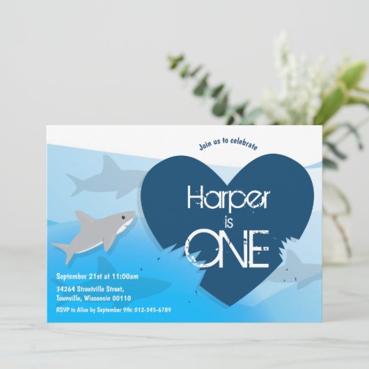 Shark First Birthday Party Uitnodiging (Staand voorkant)