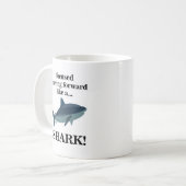 Shark focuste zich vooruit als een haai koffiemok (Voorkant links)
