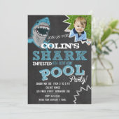 SHARK INFESTED Birthday Party Invitation Kaart (Staand voorkant)