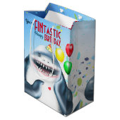 Shark Theme Fintastic Kids Birthday Medium Cadeauzakje (Achterkant Gekanteld)