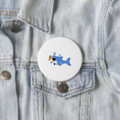 Shark with Pizza as Bait Ronde Button 7,6 Cm (In situ)