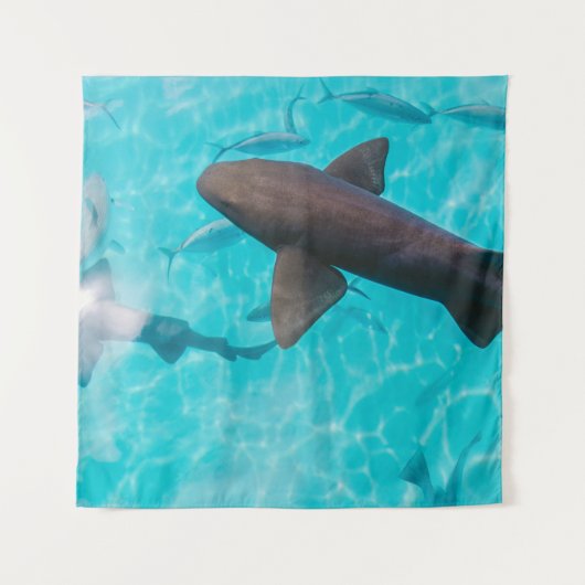 SHARKS ON BODY OF WATER WANDKLEED (Voorkant)