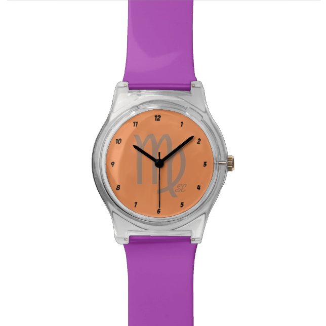 Sharon Horloge (Close Up)