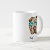 Sharpei in zonnebrillen | Jouw namen toevoegen Grote Koffiekop (Voorkant rechts)