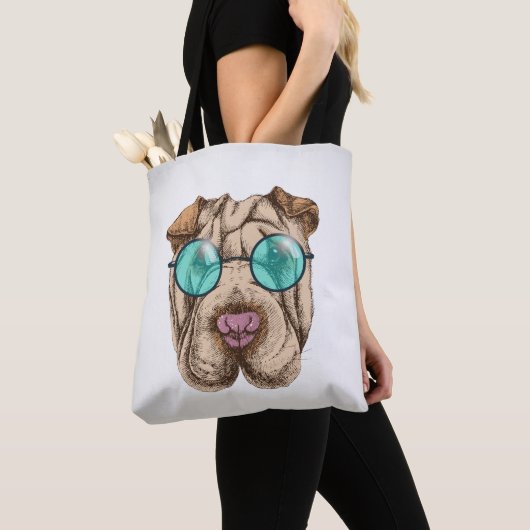 Sharpei in zonnebrillen tote bag (Dichtbij)